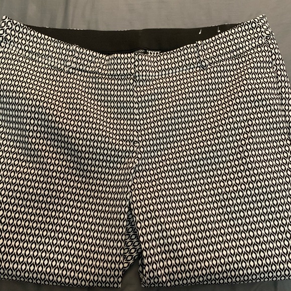 Lane Bryant Allie Ankle pant - Picture 2 of 5